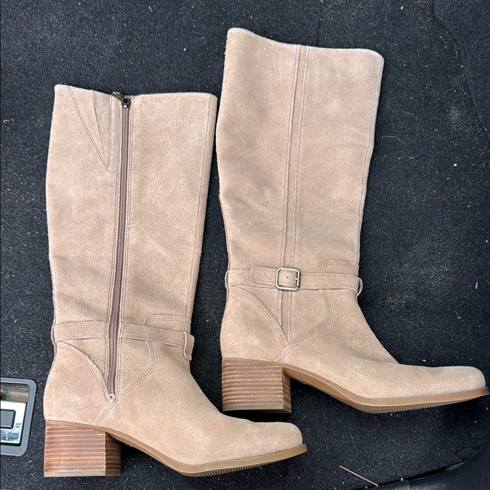 Women's Tan Suede Knee-High Boots